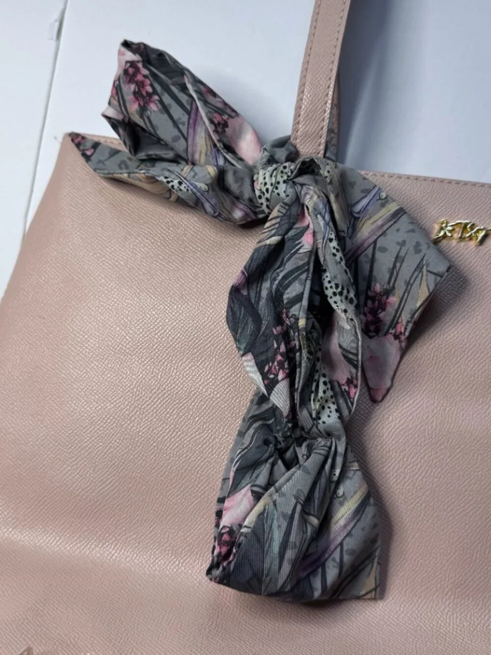 Betsey Johnson Pink Zaria Tote Shoulder Bag Purse & Wristlet Floral Faux Leather